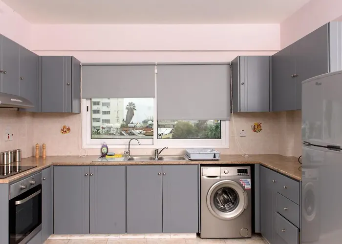 Callisto 3 Bedroom Lejlighed Larnaca