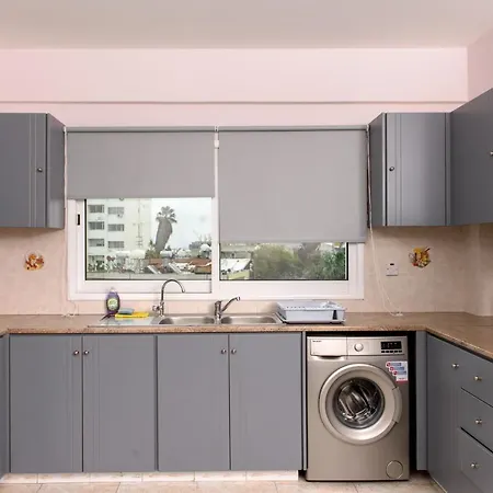 Callisto 3 Bedroom Apartament Larnaca