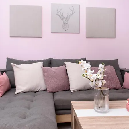 アパート Callisto 3 Bedroom ラルナカ