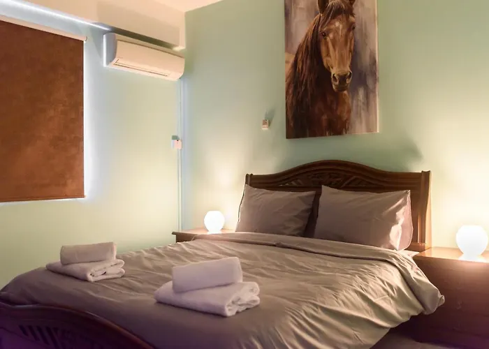 Callisto 3 Bedroom * ラルナカ